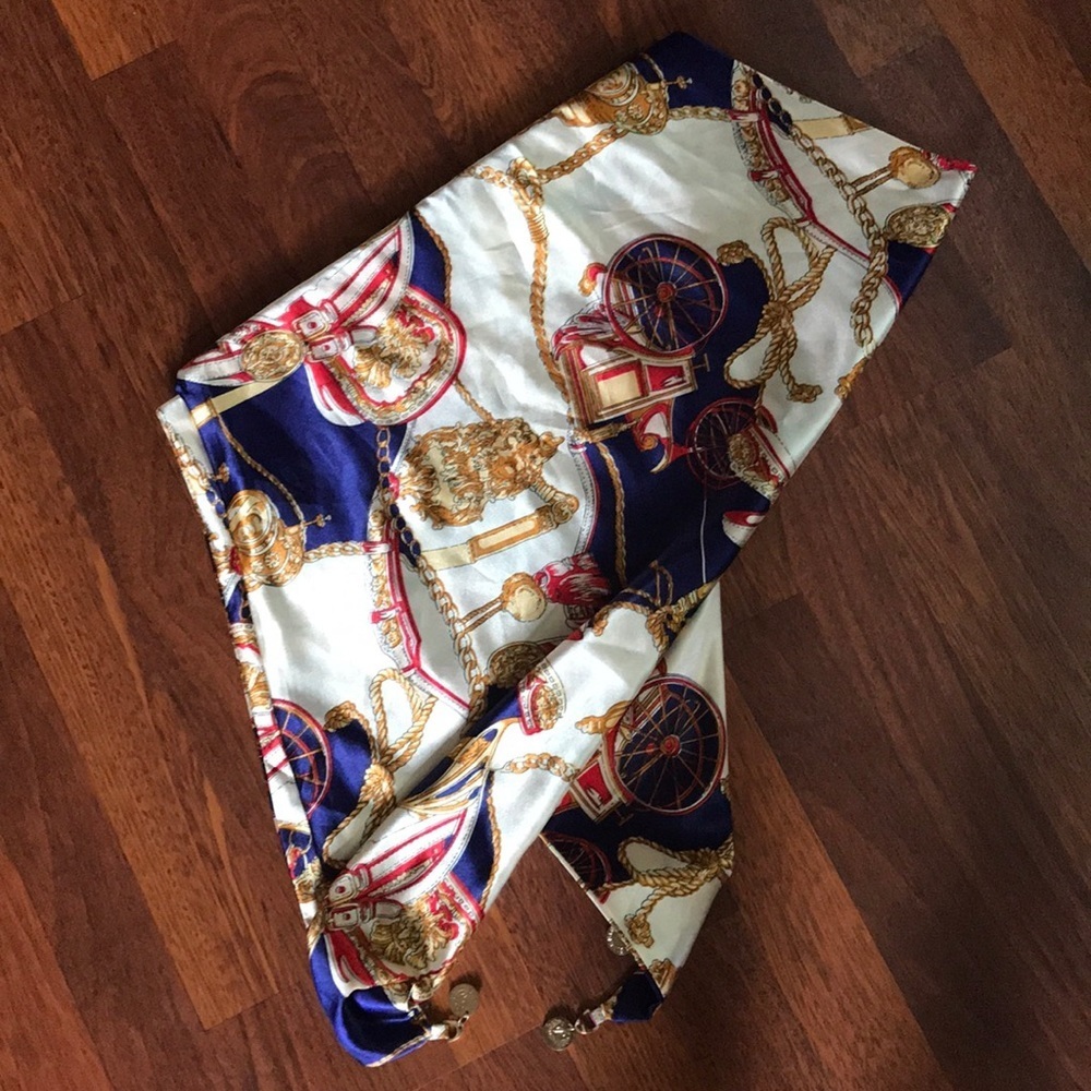 Chain Print Bandana scarf - Picture 2 of 3